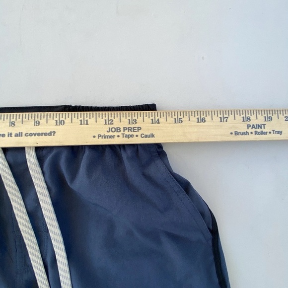 Sold Banks Short Patch Logo Men's Sz Small Hybrid Performance Unlined 5” Inseam - Picture 6 of 12